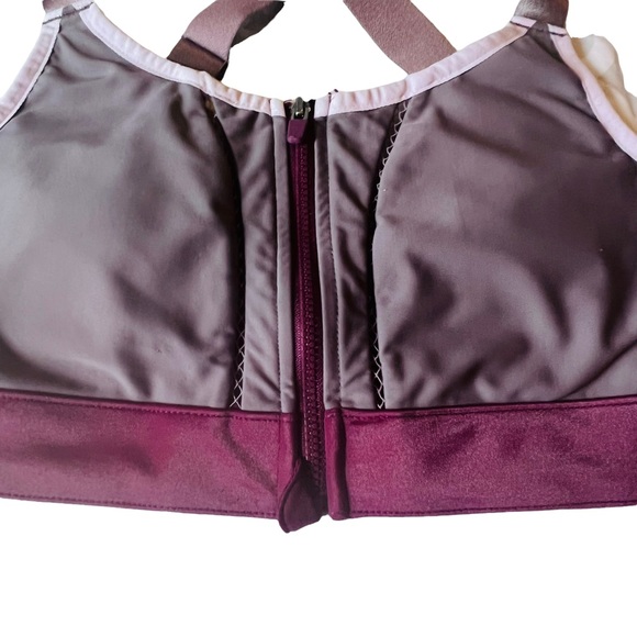 Fabletics ZOE High Impact Sports Bra ~ Size Small ~ Purple - Picture 7 of 9